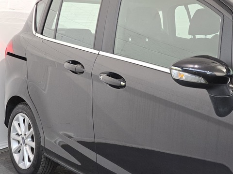 1.6 Titanium MPV 5dr Petrol Powershift Euro 5 (105 ps)