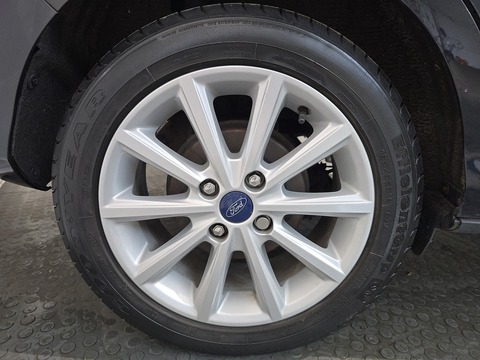 1.6 Titanium MPV 5dr Petrol Powershift Euro 5 (105 ps)