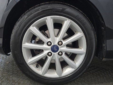 1.6 Titanium MPV 5dr Petrol Powershift Euro 5 (105 ps)