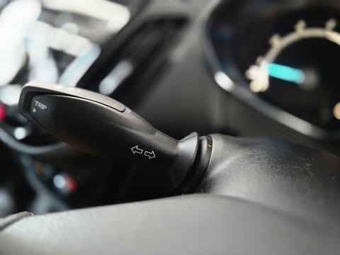 1.6 Titanium MPV 5dr Petrol Powershift Euro 5 (105 ps)