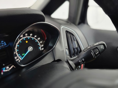 1.6 Titanium MPV 5dr Petrol Powershift Euro 5 (105 ps)