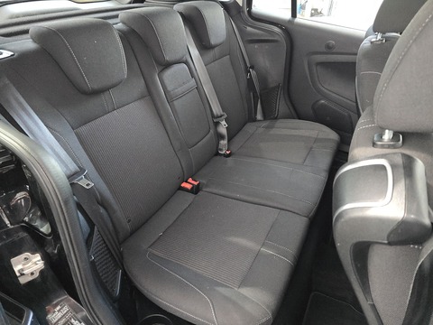 1.6 Titanium MPV 5dr Petrol Powershift Euro 5 (105 ps)