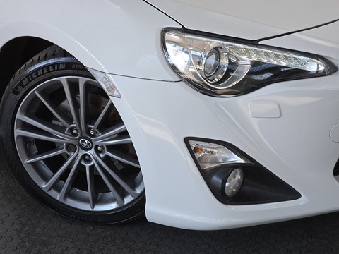 2.0 Boxer D-4S Coupe 2dr Petrol Auto Euro 6 (200 ps)