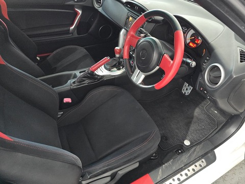 2.0 Boxer D-4S Coupe 2dr Petrol Auto Euro 6 (200 ps)
