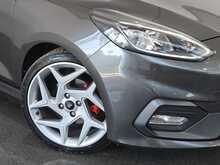 Ford Fiesta T EcoBoost ST-2 
