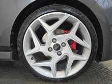 Ford Fiesta T EcoBoost ST-2 
