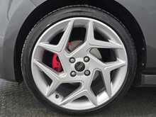 Ford Fiesta T EcoBoost ST-2 