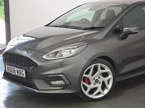 1.5T EcoBoost ST-2 Hatchback 5dr Petrol Manual Euro 6 (200 ps)