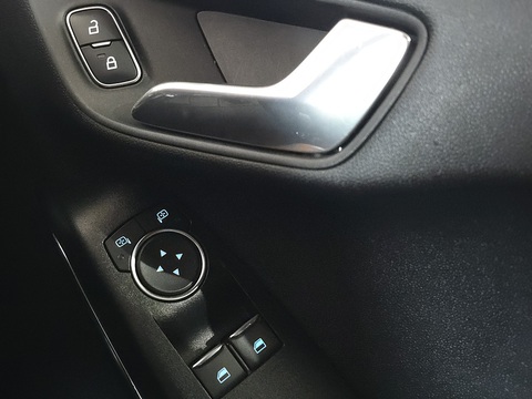 1.5T EcoBoost ST-2 Hatchback 5dr Petrol Manual Euro 6 (200 ps)