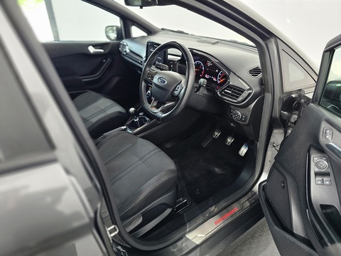 1.5T EcoBoost ST-2 Hatchback 5dr Petrol Manual Euro 6 (200 ps)