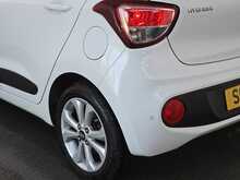 Hyundai i10 Premium SE 
