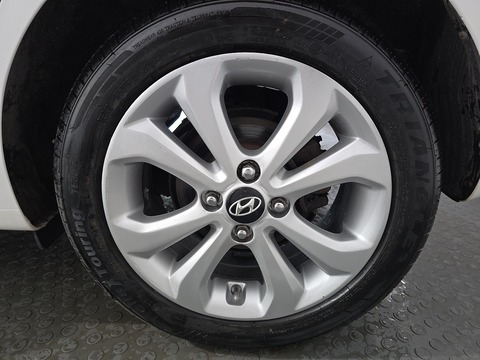 1.2 Premium SE Hatchback 5dr Petrol Manual Euro 6 (87 ps)