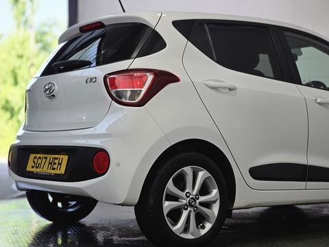 1.2 Premium SE Hatchback 5dr Petrol Manual Euro 6 (87 ps)