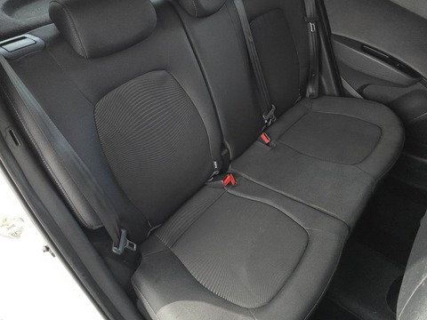 1.2 Premium SE Hatchback 5dr Petrol Manual Euro 6 (87 ps)
