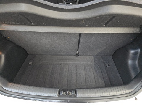 1.2 Premium SE Hatchback 5dr Petrol Manual Euro 6 (87 ps)