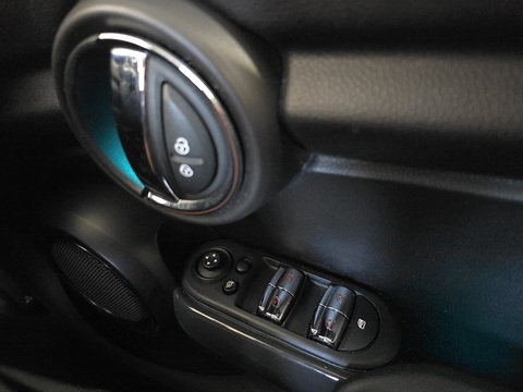 1.5 Cooper Classic Hatchback 5dr Petrol Manual Euro 6 (s/s) (136 ps)