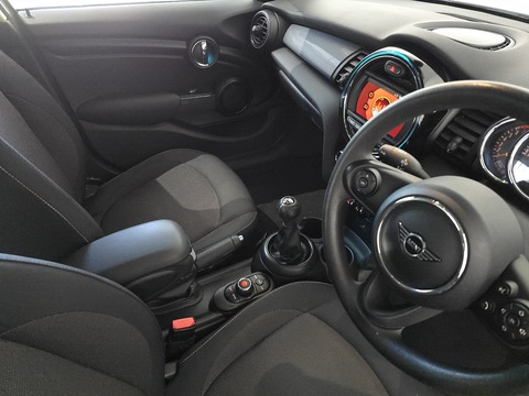 1.5 Cooper Classic Hatchback 5dr Petrol Manual Euro 6 (s/s) (136 ps)