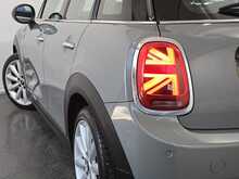 MINI Hatch Cooper Classic 
