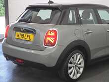 MINI Hatch Cooper Classic 