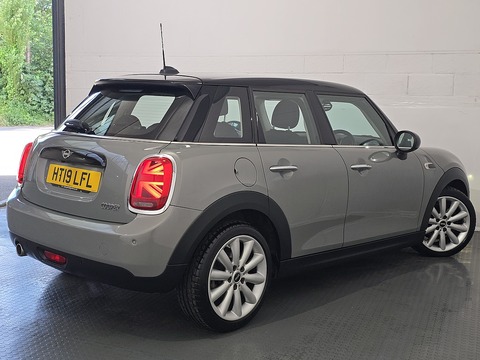 1.5 Cooper Classic Hatchback 5dr Petrol Manual Euro 6 (s/s) (136 ps)