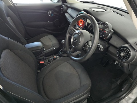 1.5 Cooper Classic Hatchback 5dr Petrol Manual Euro 6 (s/s) (136 ps)