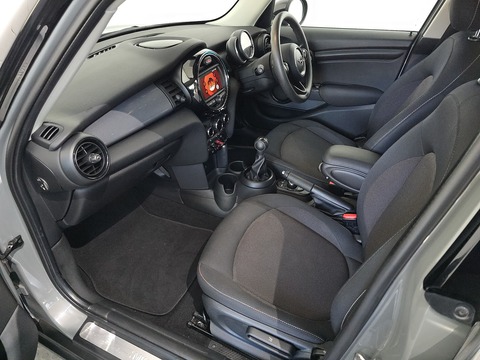 1.5 Cooper Classic Hatchback 5dr Petrol Manual Euro 6 (s/s) (136 ps)