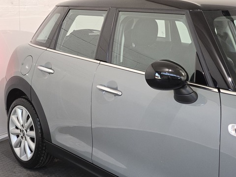 1.5 Cooper Classic Hatchback 5dr Petrol Manual Euro 6 (s/s) (136 ps)
