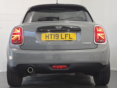 1.5 Cooper Classic Hatchback 5dr Petrol Manual Euro 6 (s/s) (136 ps)