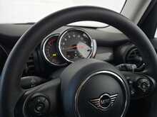 MINI Hatch Cooper Classic 