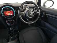 MINI Hatch Cooper Classic 