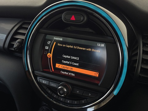 1.5 Cooper Classic Hatchback 5dr Petrol Manual Euro 6 (s/s) (136 ps)