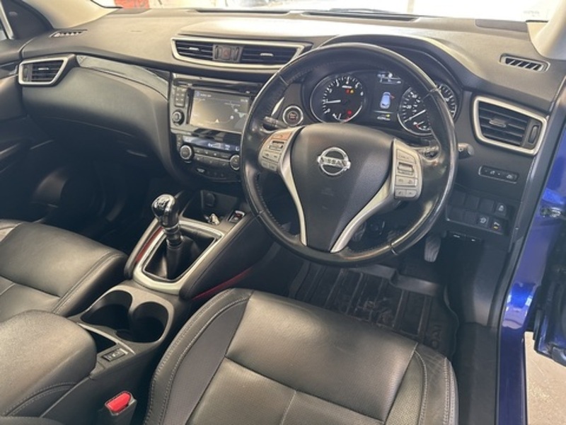 Nissan Qashqai DIG-T Tekna - U75542