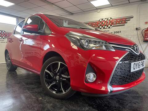 Toyota Yaris 1.4 TFSI Sport Sportback 5dr Petrol Manual Euro 5 (s/s) (122 ps)