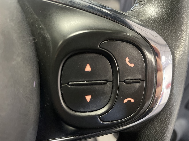 Fiat 500 MHEV RED - U75689