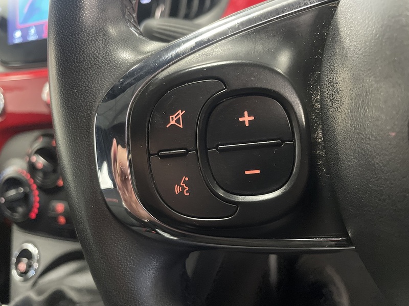 Fiat 500 MHEV RED - U75689