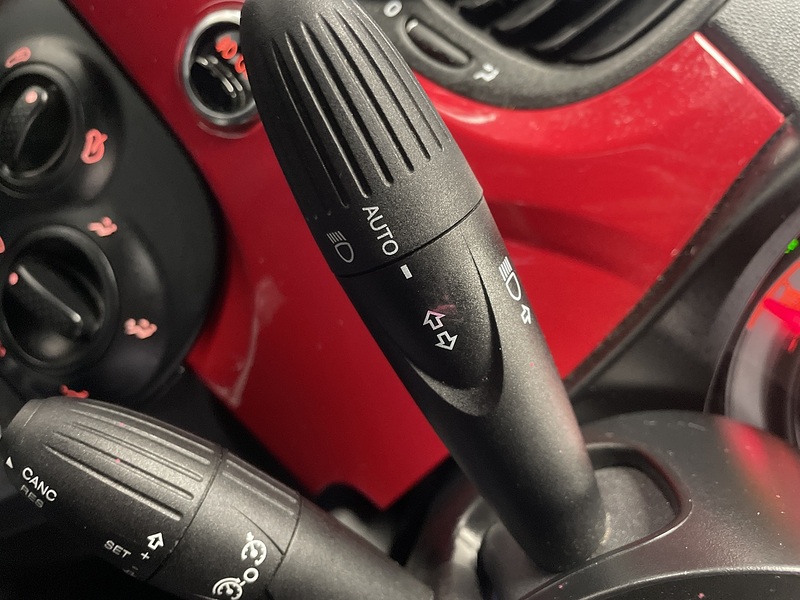 Fiat 500 MHEV RED - U75689