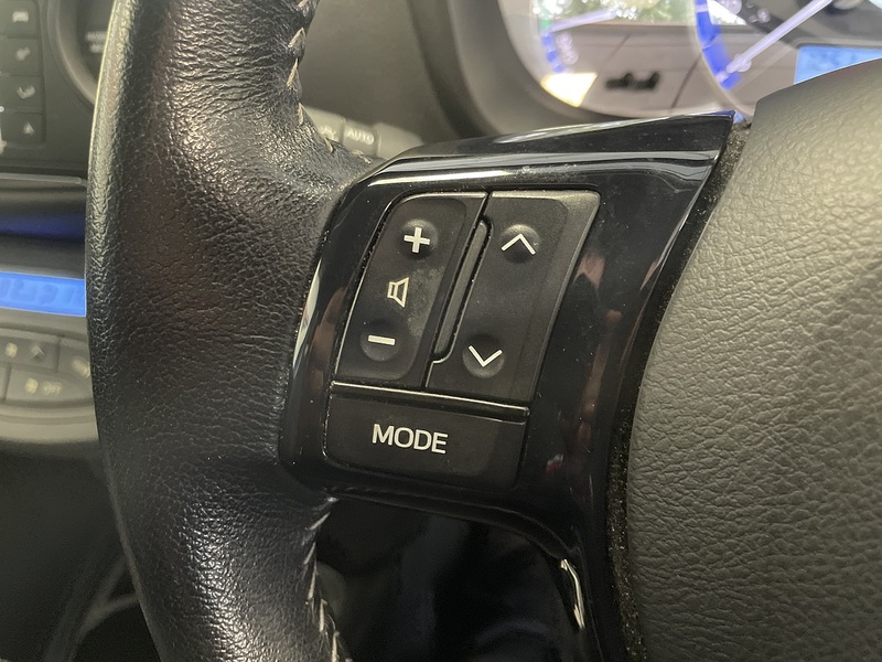 Toyota Yaris VVT-h Excel - U75693