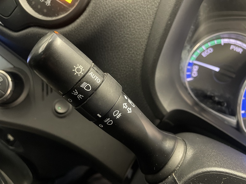 Toyota Yaris VVT-h Excel - U75693