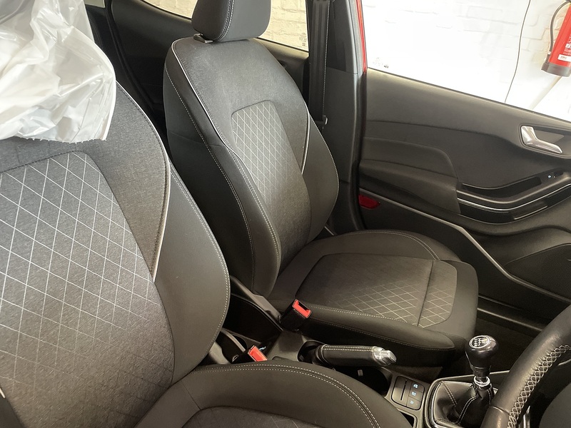 Ford Fiesta T EcoBoost Active 1 - U75714