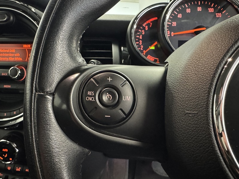 MINI Hatch Cooper - U75724