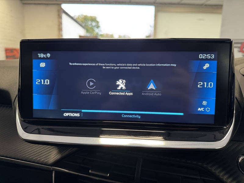 Peugeot 208 PureTech Allure Premium - U75726