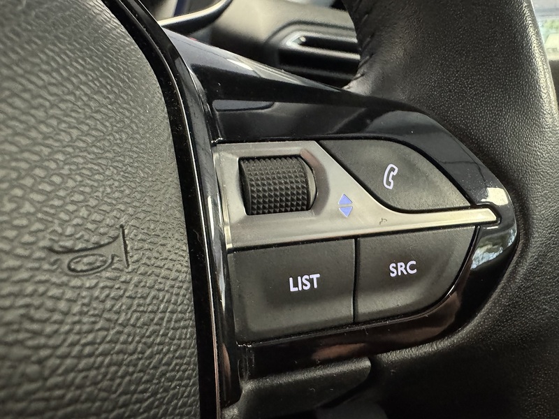 Peugeot 208 PureTech Allure Premium - U75726