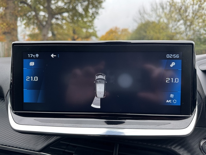 Peugeot 208 PureTech Allure Premium - U75726