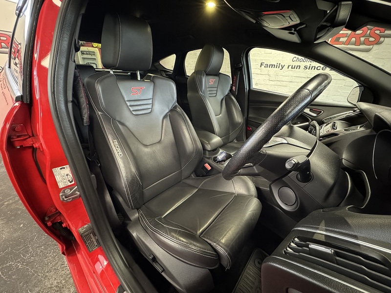 Ford Focus T EcoBoost ST-3 - U75744