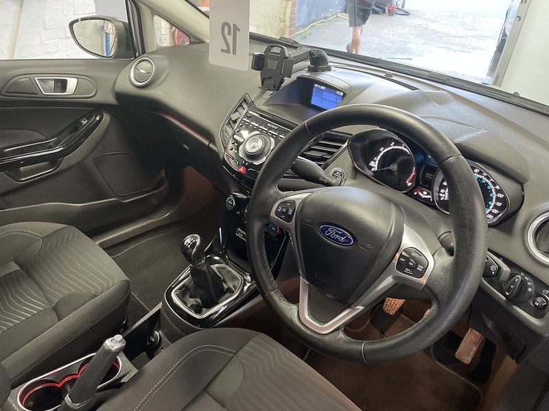 Ford Fiesta T EcoBoost Titanium - U75747