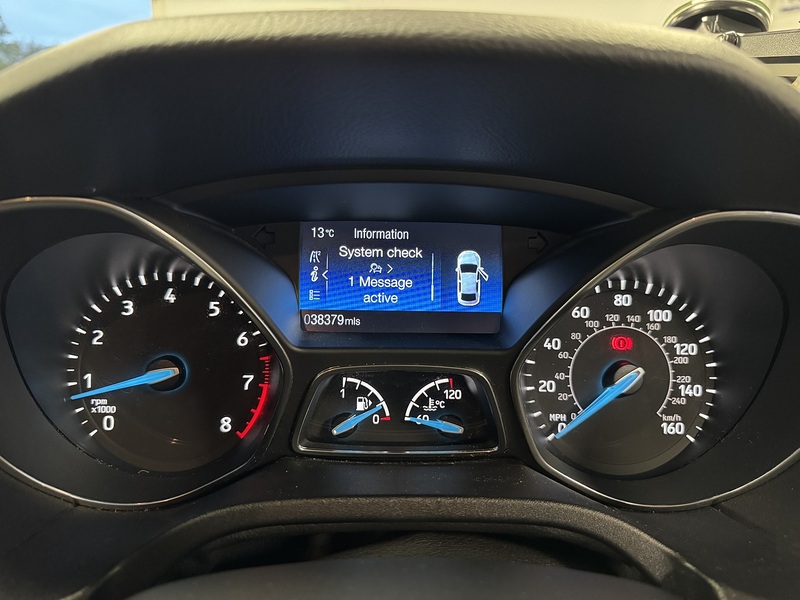 Ford Focus T EcoBoost Zetec - U75760