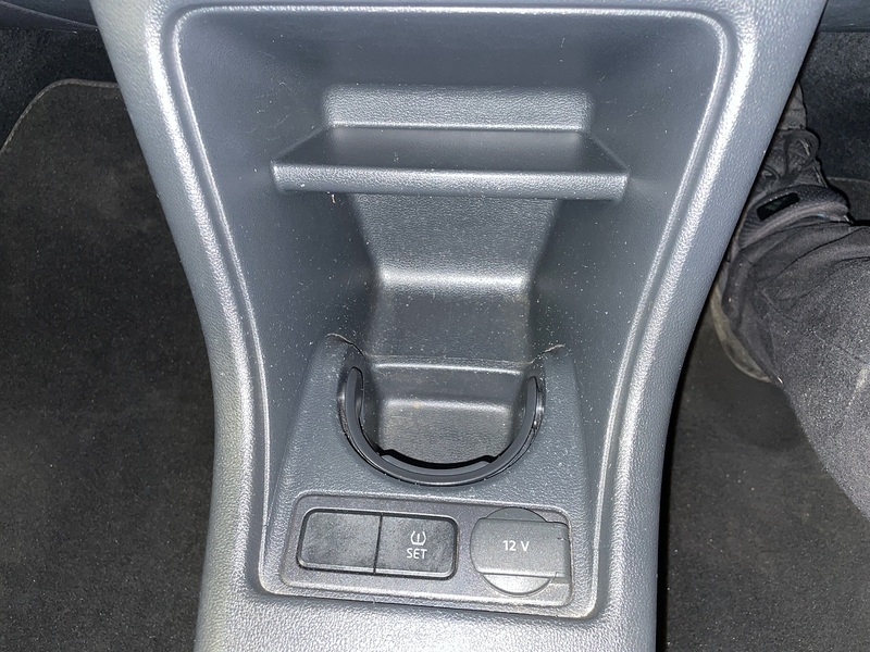 Volkswagen up! High up! - U75762