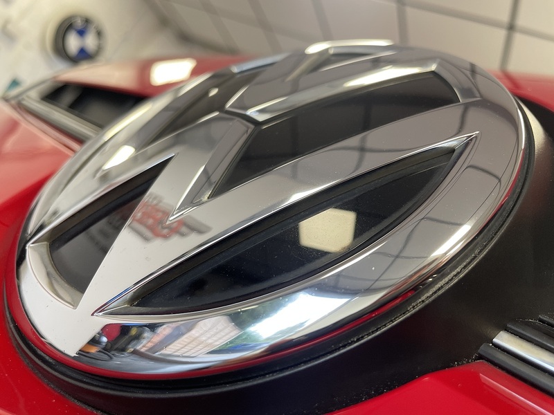 Volkswagen up! High up! - U75762