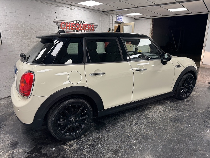 MINI Hatch Cooper - U75764