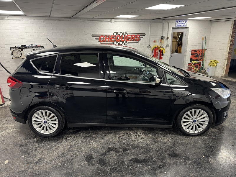 Ford C-Max T EcoBoost Titanium - U75766